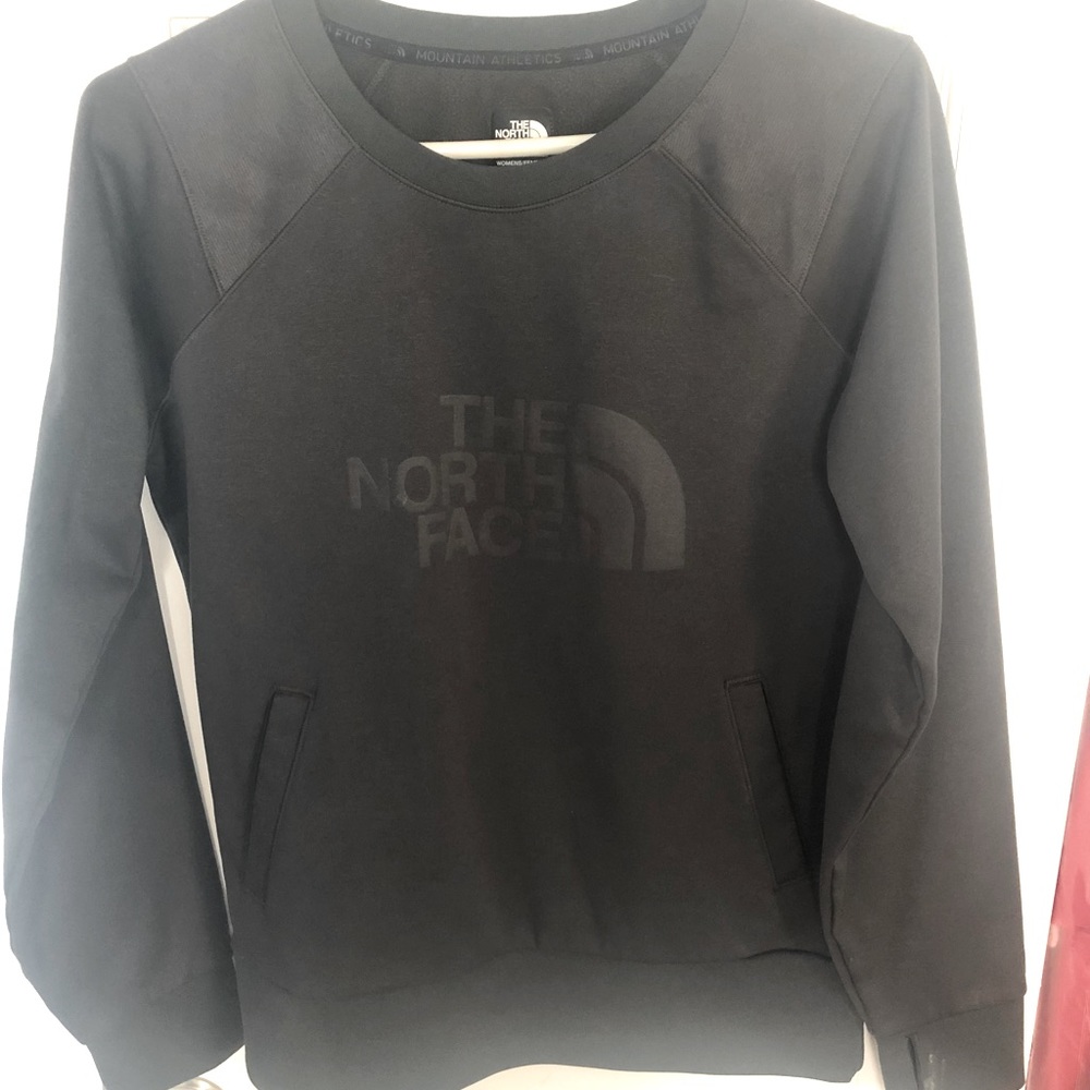 Women’s North Face fleece sweatshirt